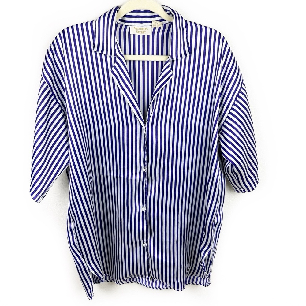 Victoria's Secret Vintage Gold Label Purple Button-down sleep shirt size: M/L